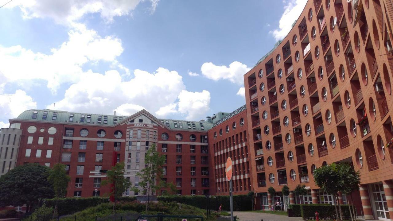 Budapest Baross Apartment ภายนอก รูปภาพ