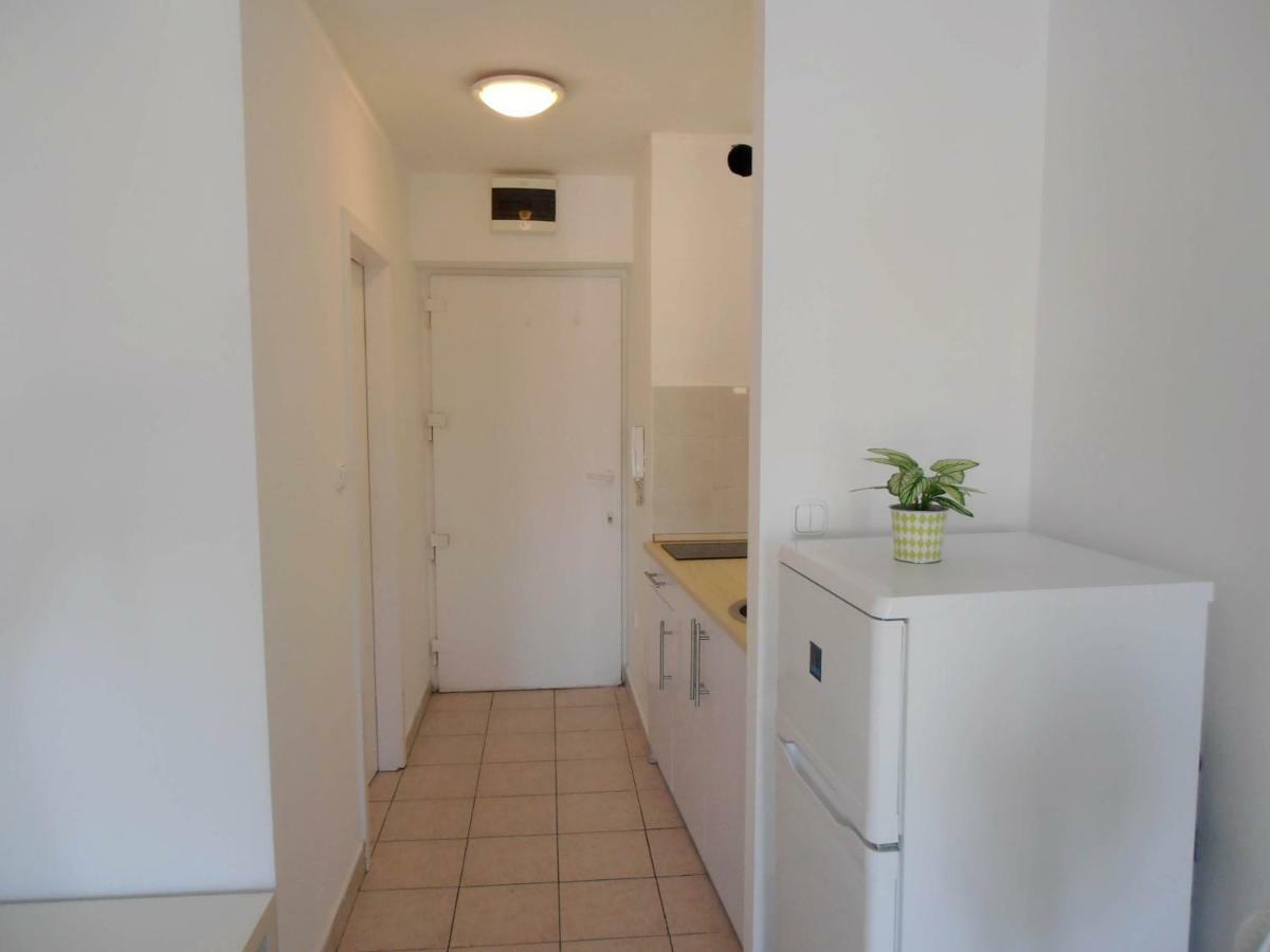 Budapest Baross Apartment ภายนอก รูปภาพ